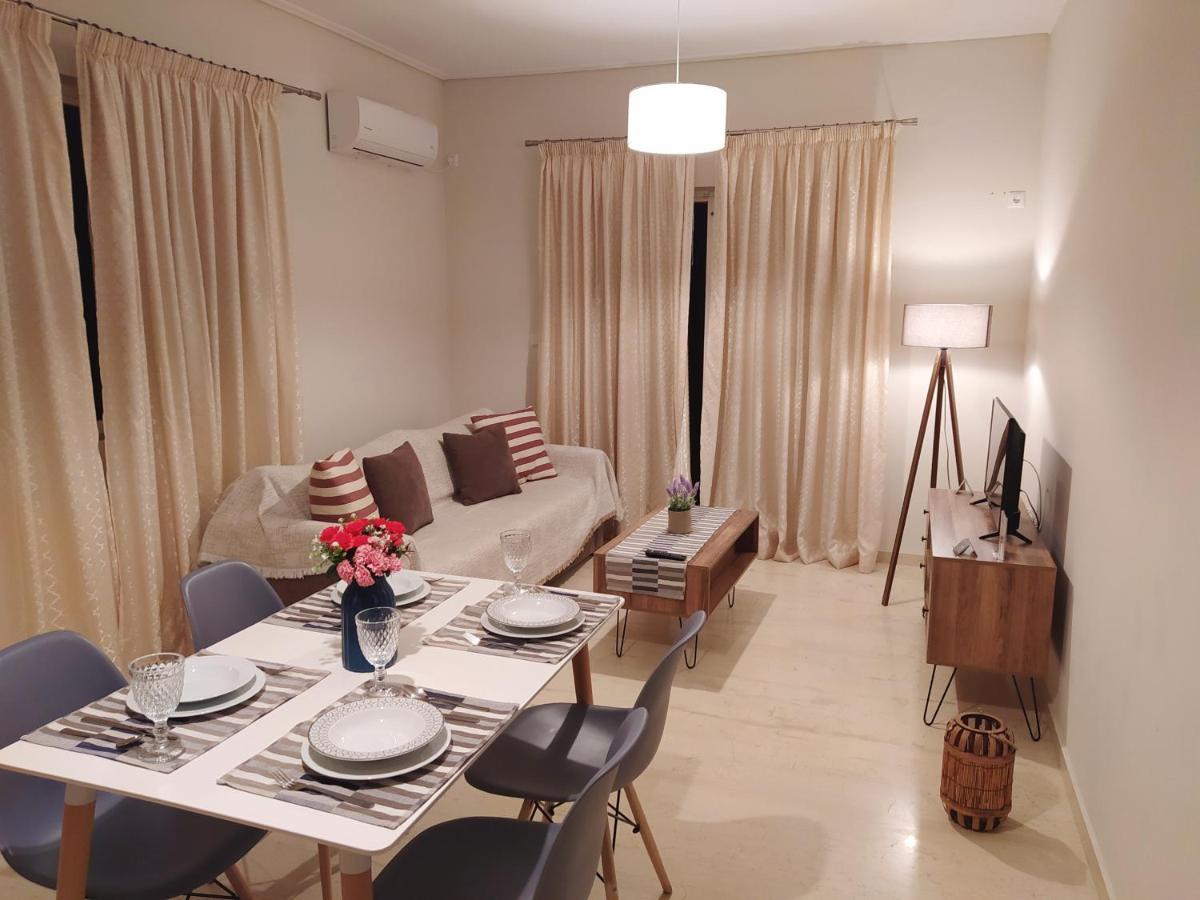 Blue Yard Apartments Kalamata Exterior photo