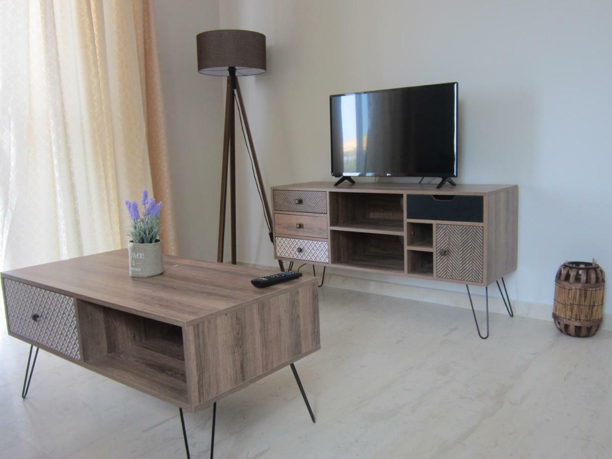 Blue Yard Apartments Kalamata Exterior photo