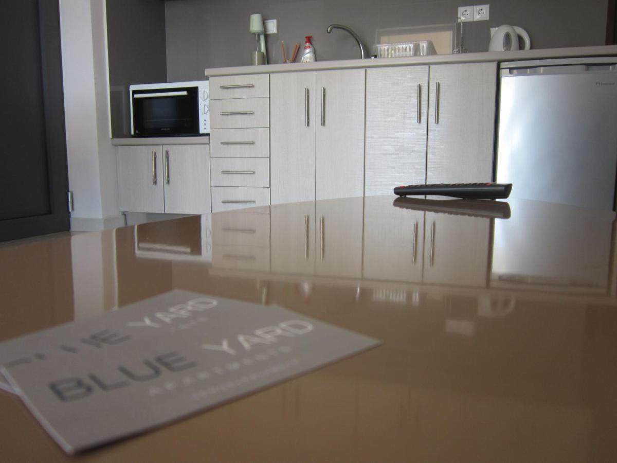 Blue Yard Apartments Kalamata Exterior photo